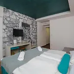 Hotel Ivando 4*
