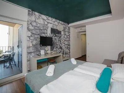 Hotel Ivando Drvenik (Split-Dalmatia)